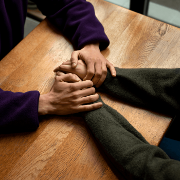 mEedR5pdM9C83cxDF7NjFBVTBc